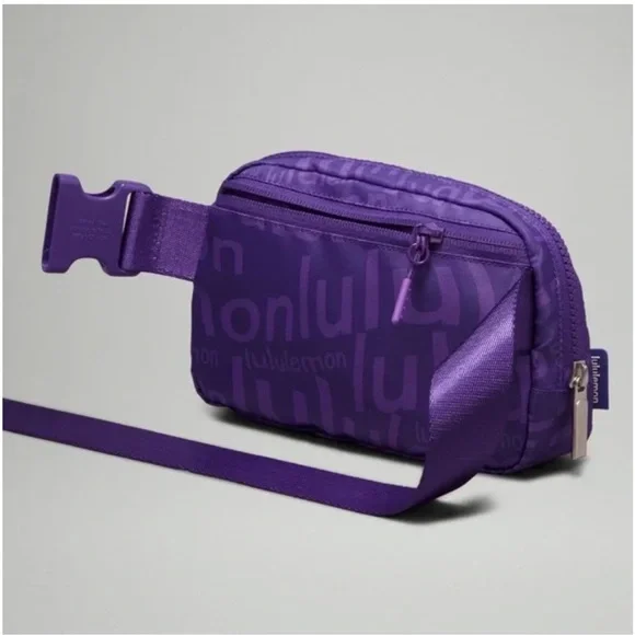 Lululemon Everywhere Belt Bag 1L Wobbley Wordmark Atomic Purple Petrol NWT - Picture 3 of 7